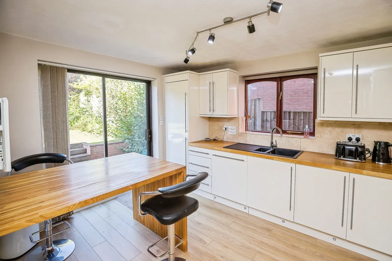 Auden Close, Deeside, CH5, photo 10