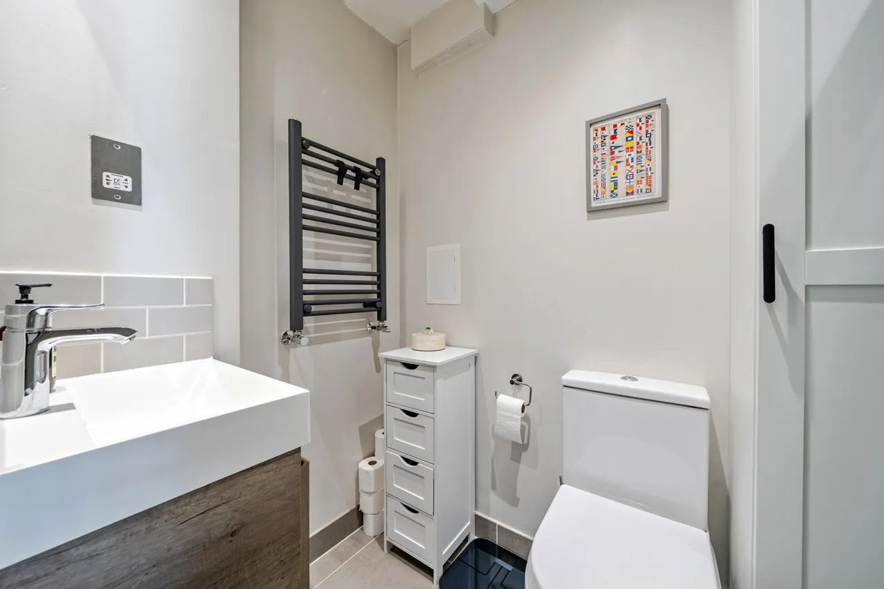 Coldharbour Lane, SE5, photo 6