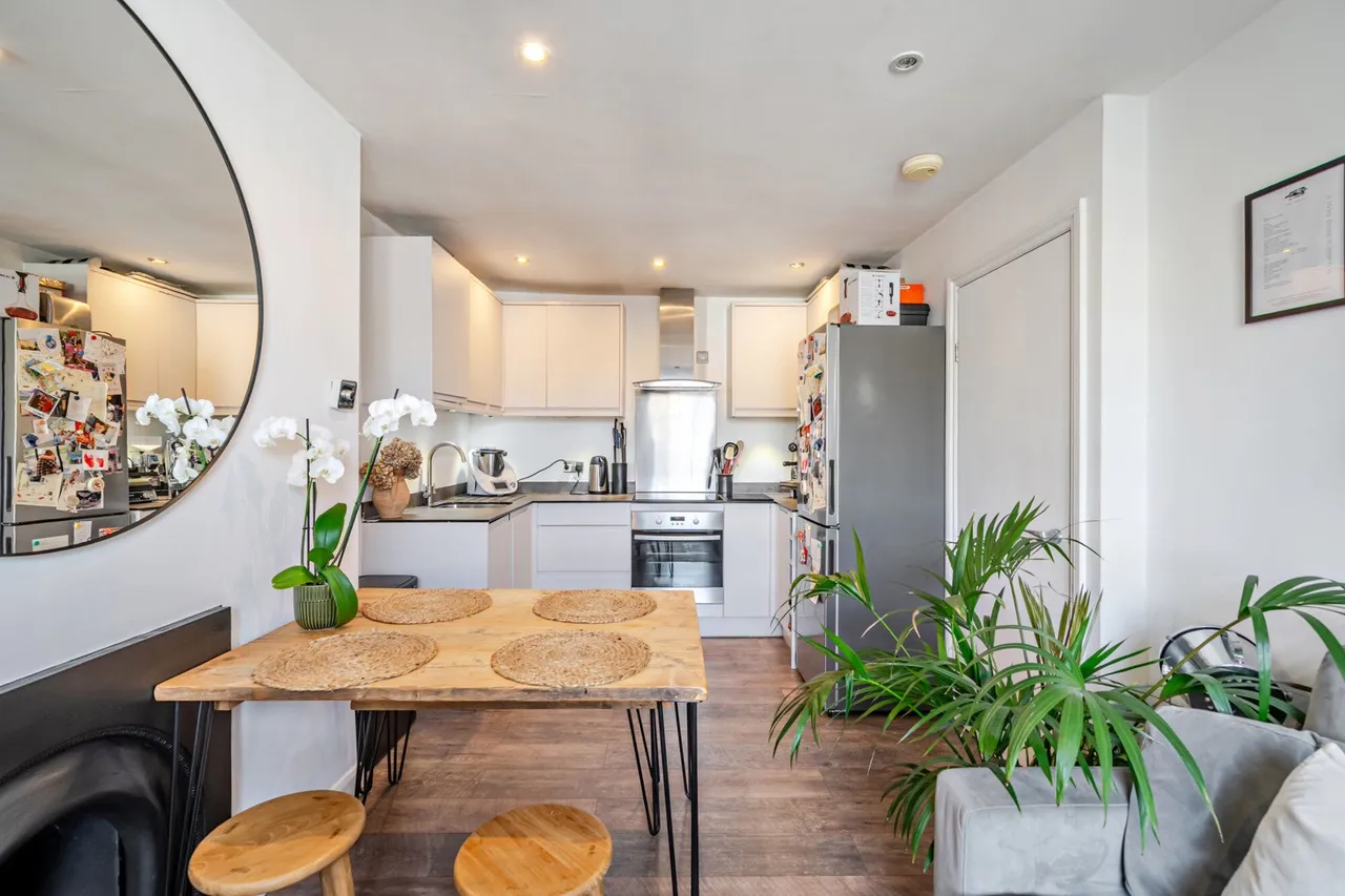 Coldharbour Lane, SE5, photo 8