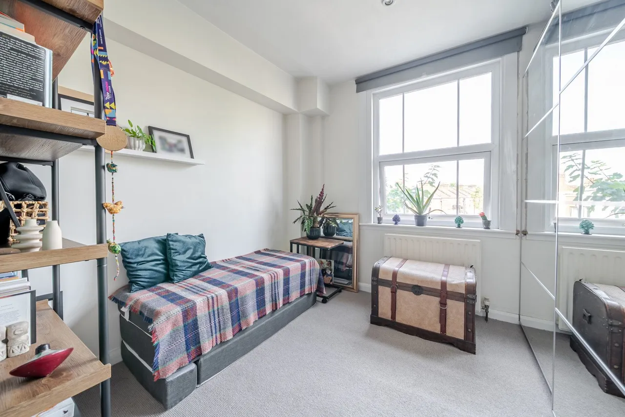 Coldharbour Lane, SE5, photo 14