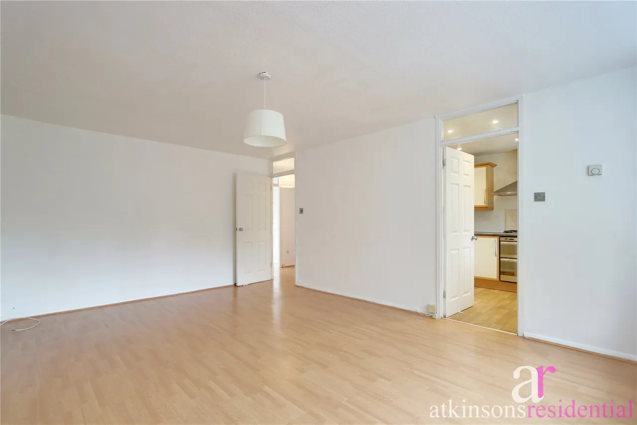 Crofton Way, Enfield, Middlesex, EN2 8HS, photo 4