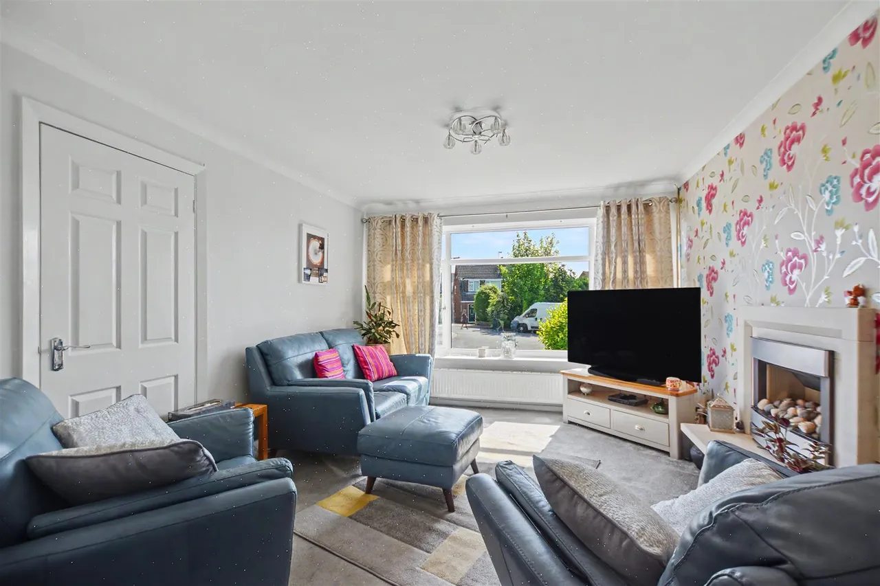 Gainsborough Close, Stapleford, NG9, photo 2