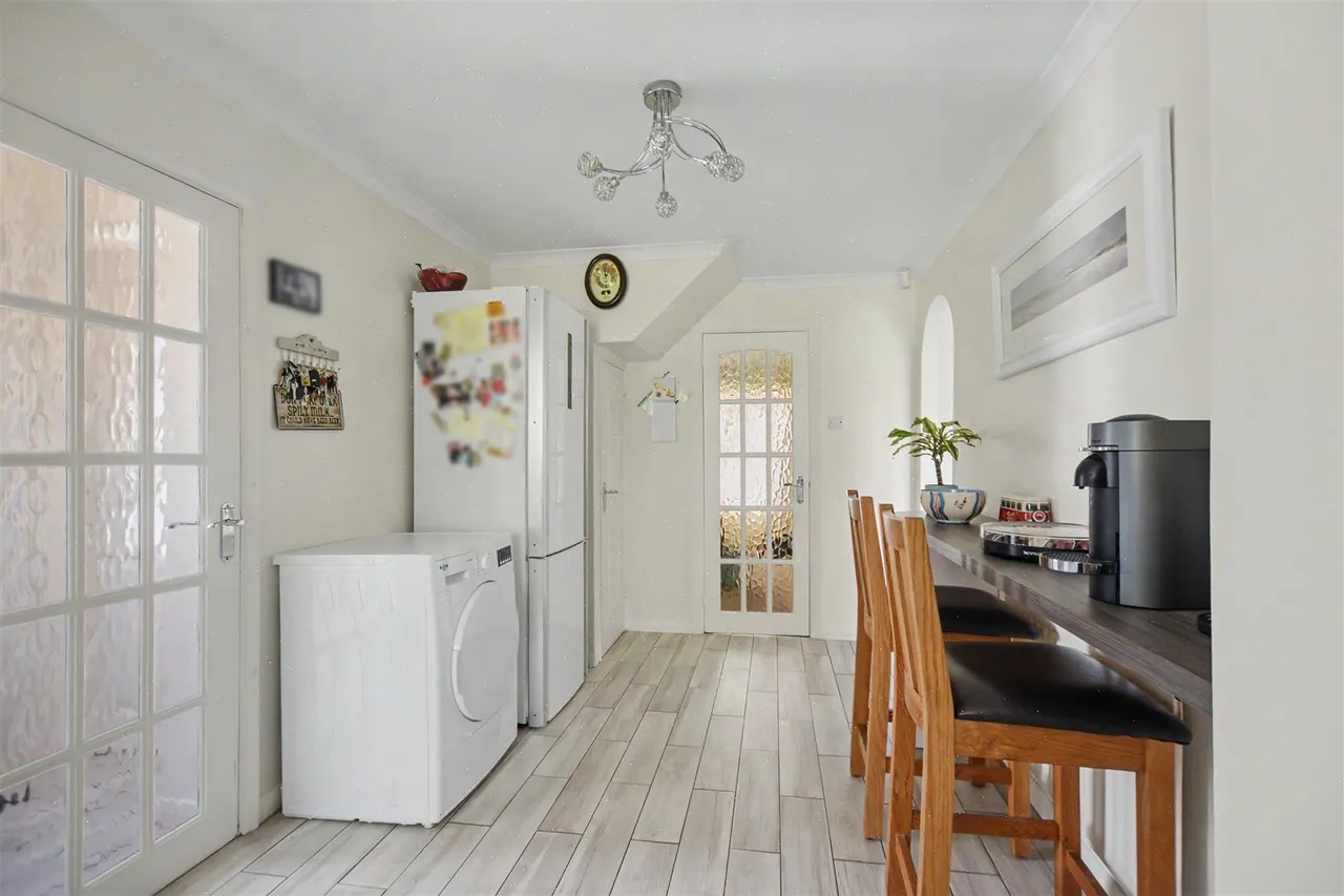Gainsborough Close, Stapleford, NG9, photo 9
