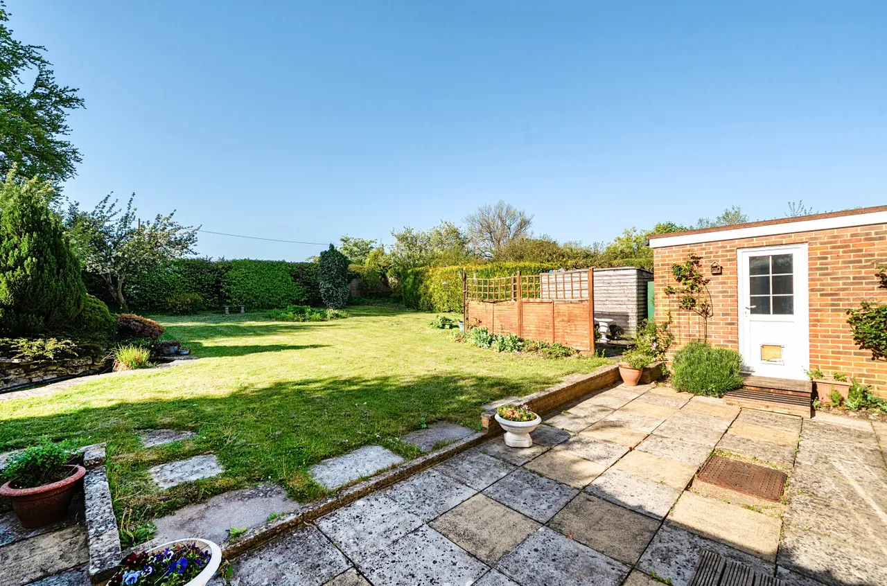West Road, Barton Stacey, SO21, photo 9