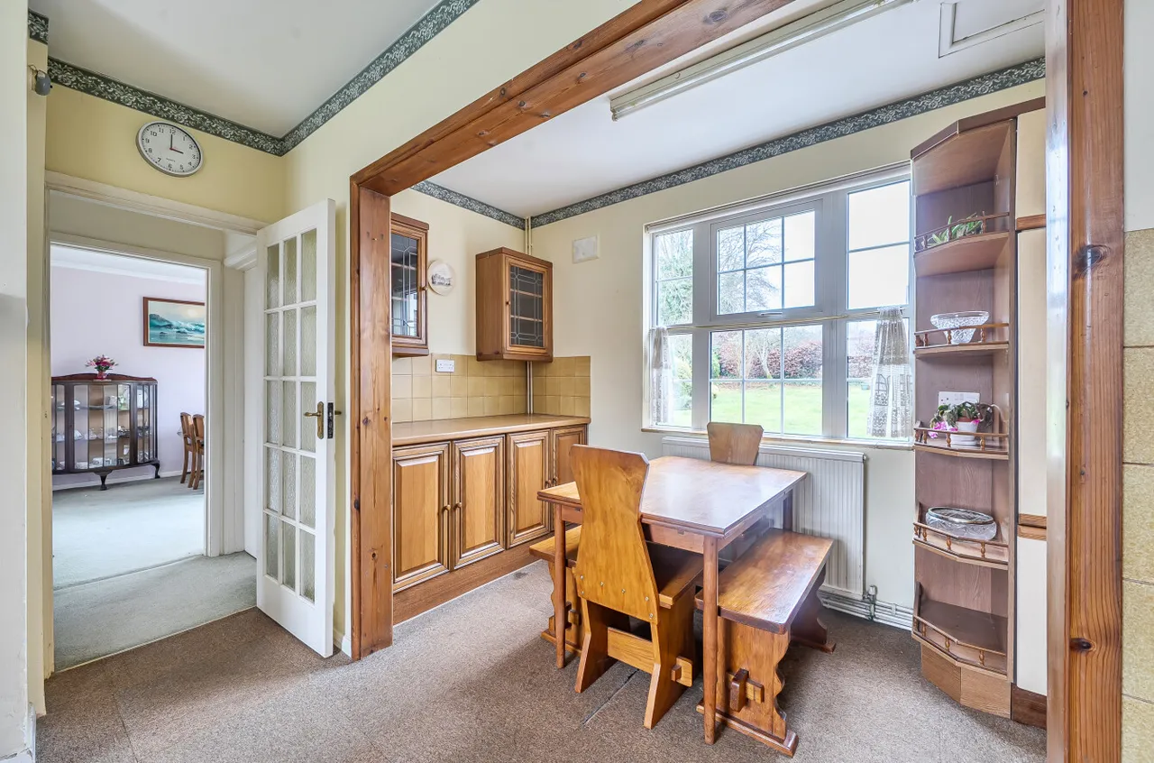 West Road, Barton Stacey, SO21, photo 13