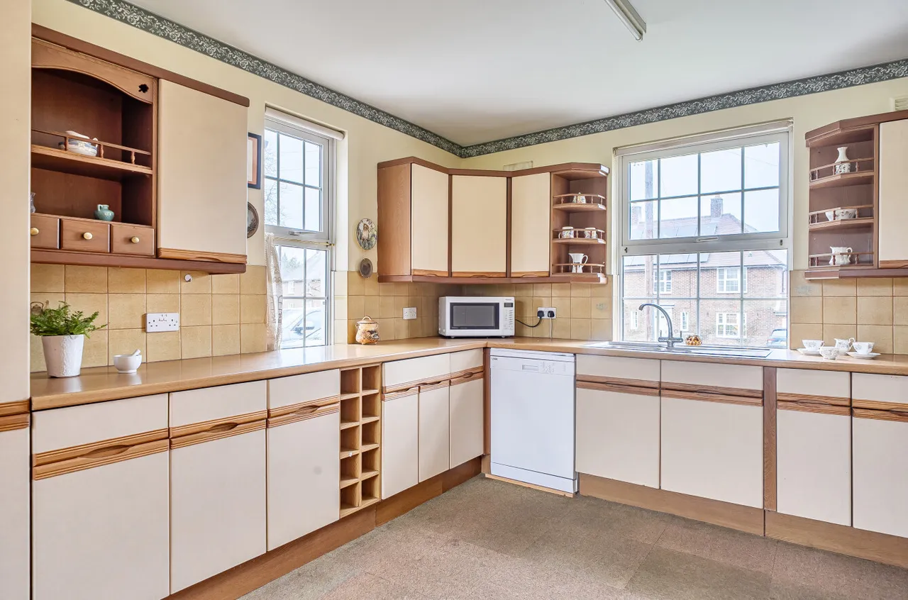 West Road, Barton Stacey, SO21, photo 4