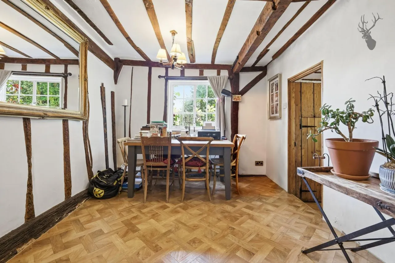 Beauchamp Roding, CM5, photo 7