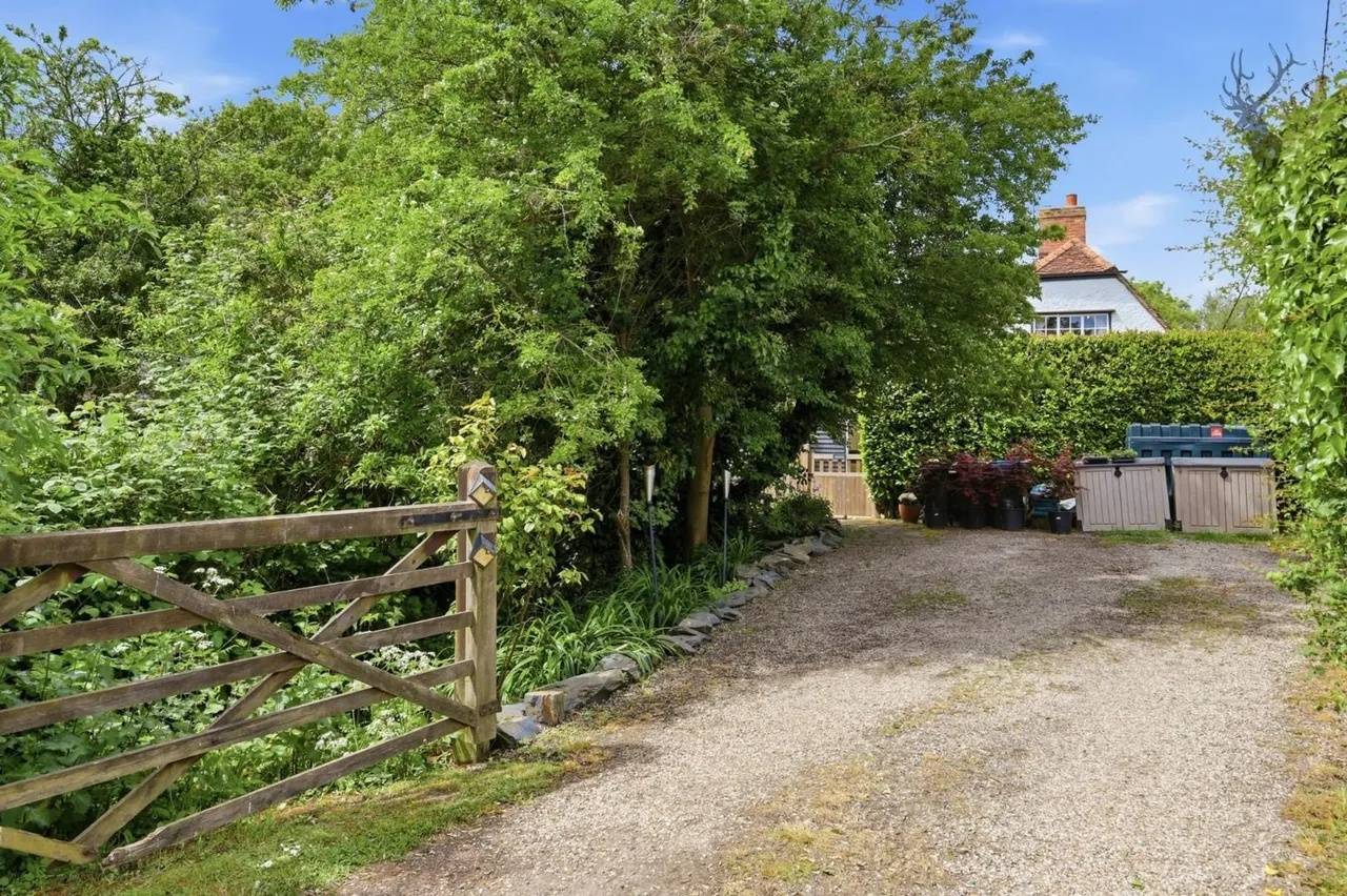 Beauchamp Roding, CM5, photo 27