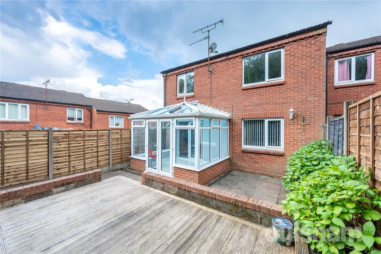 Paddock Lane, Redditch, Worcestershire, B98 7XP, photo 4