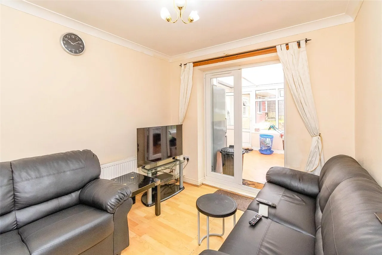 Lupin Grove, Walsall, WS5, photo 5