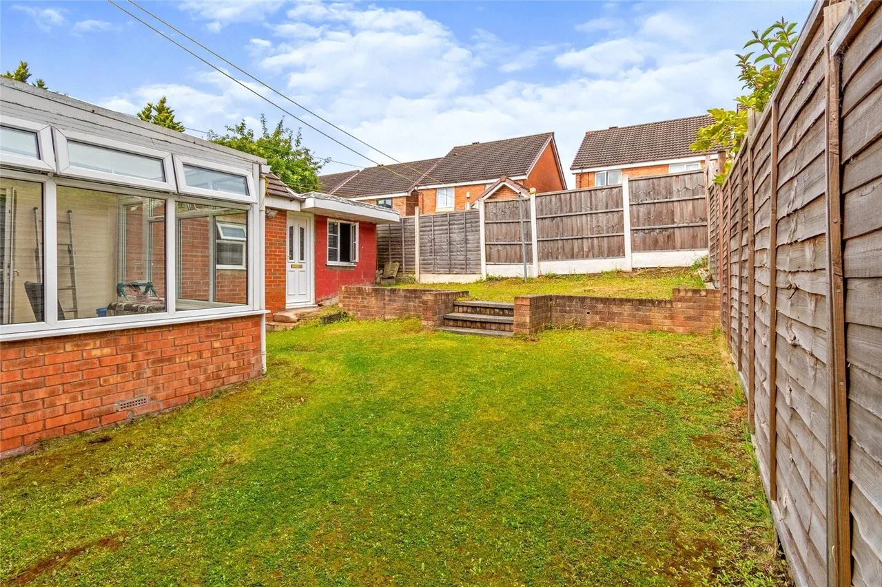 Lupin Grove, Walsall, WS5, photo 15