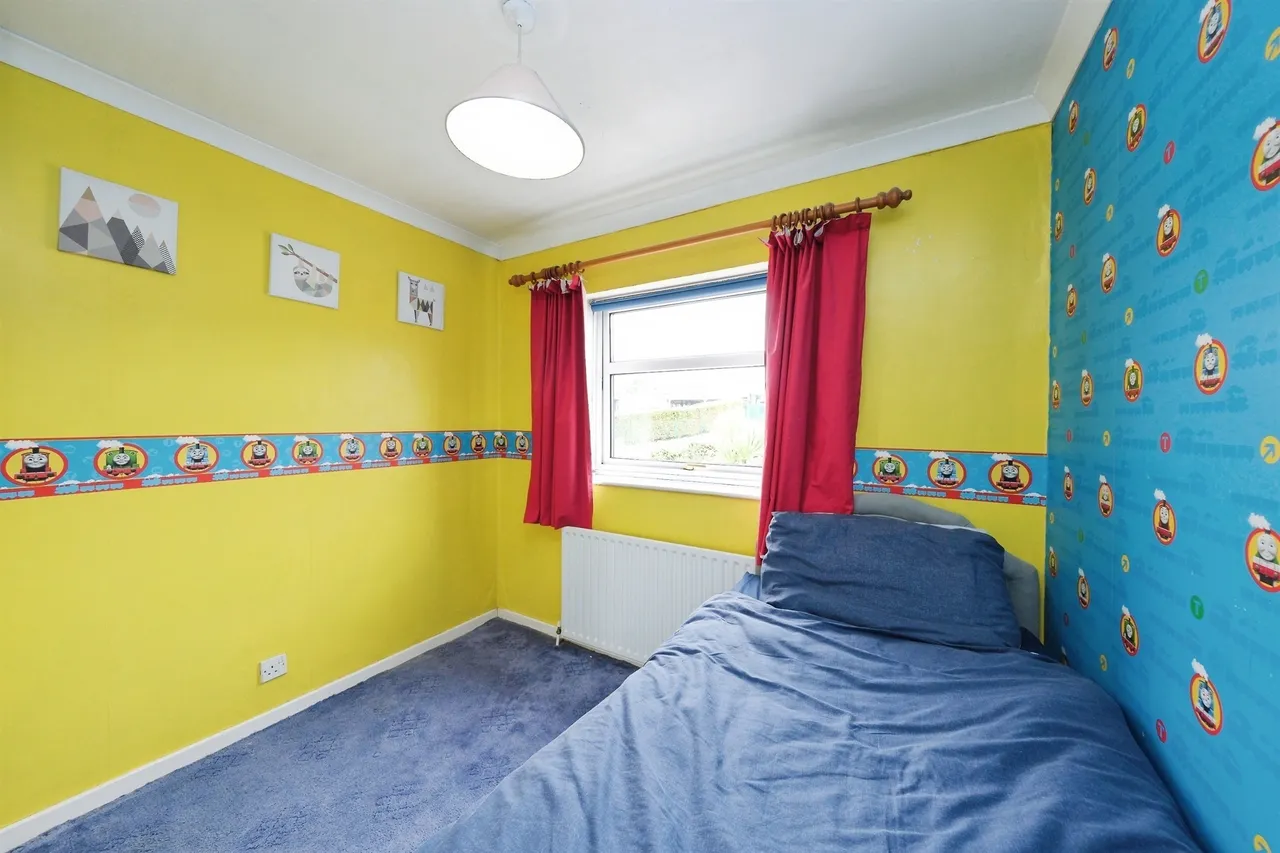 Redwood Drive, Maltby, ROTHERHAM, photo 11