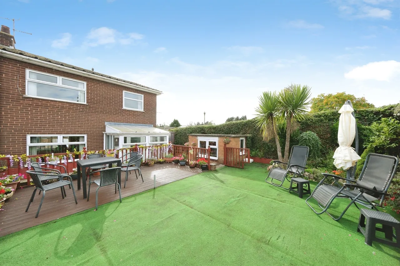 Redwood Drive, Maltby, ROTHERHAM, photo 4