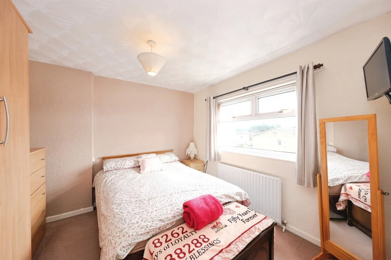 Redwood Drive, Maltby, ROTHERHAM, photo 9