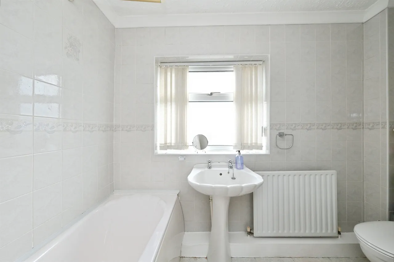 Redwood Drive, Maltby, ROTHERHAM, photo 7