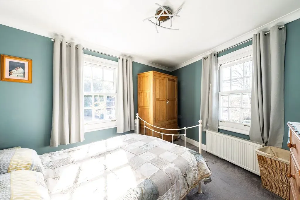 London Road, Aston Clinton, Buckinghamshire, HP22 5HN, photo 15