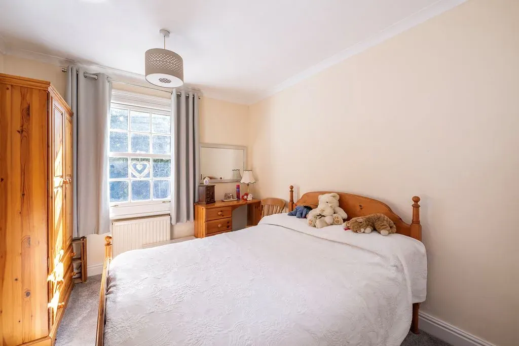 London Road, Aston Clinton, Buckinghamshire, HP22 5HN, photo 16