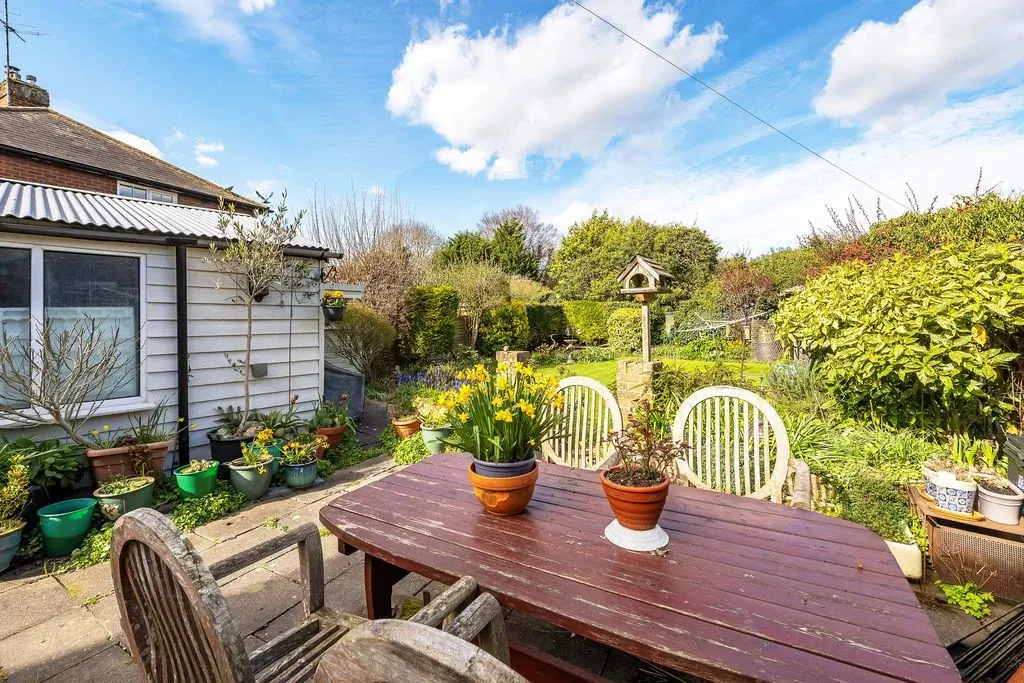 London Road, Aston Clinton, Buckinghamshire, HP22 5HN, photo 14