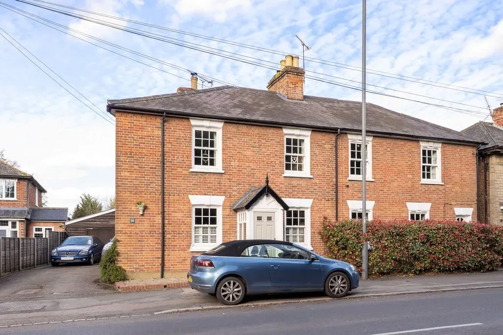 3 bed house for sale — London Road, Aston Clinton, Buckinghamshire, HP22 5HN