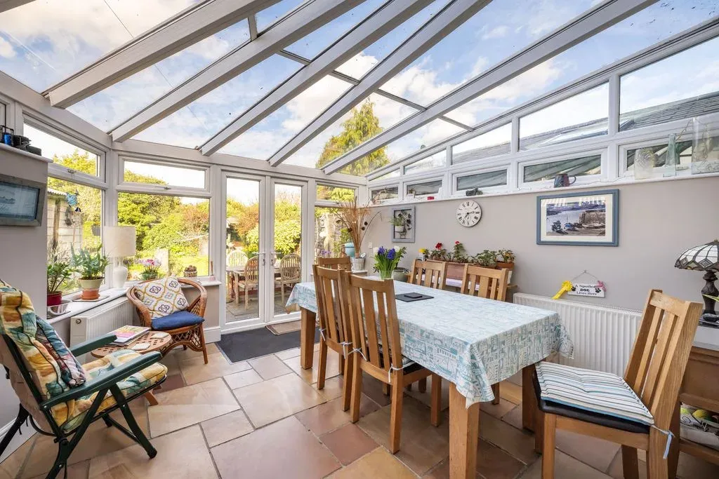 London Road, Aston Clinton, Buckinghamshire, HP22 5HN, photo 5