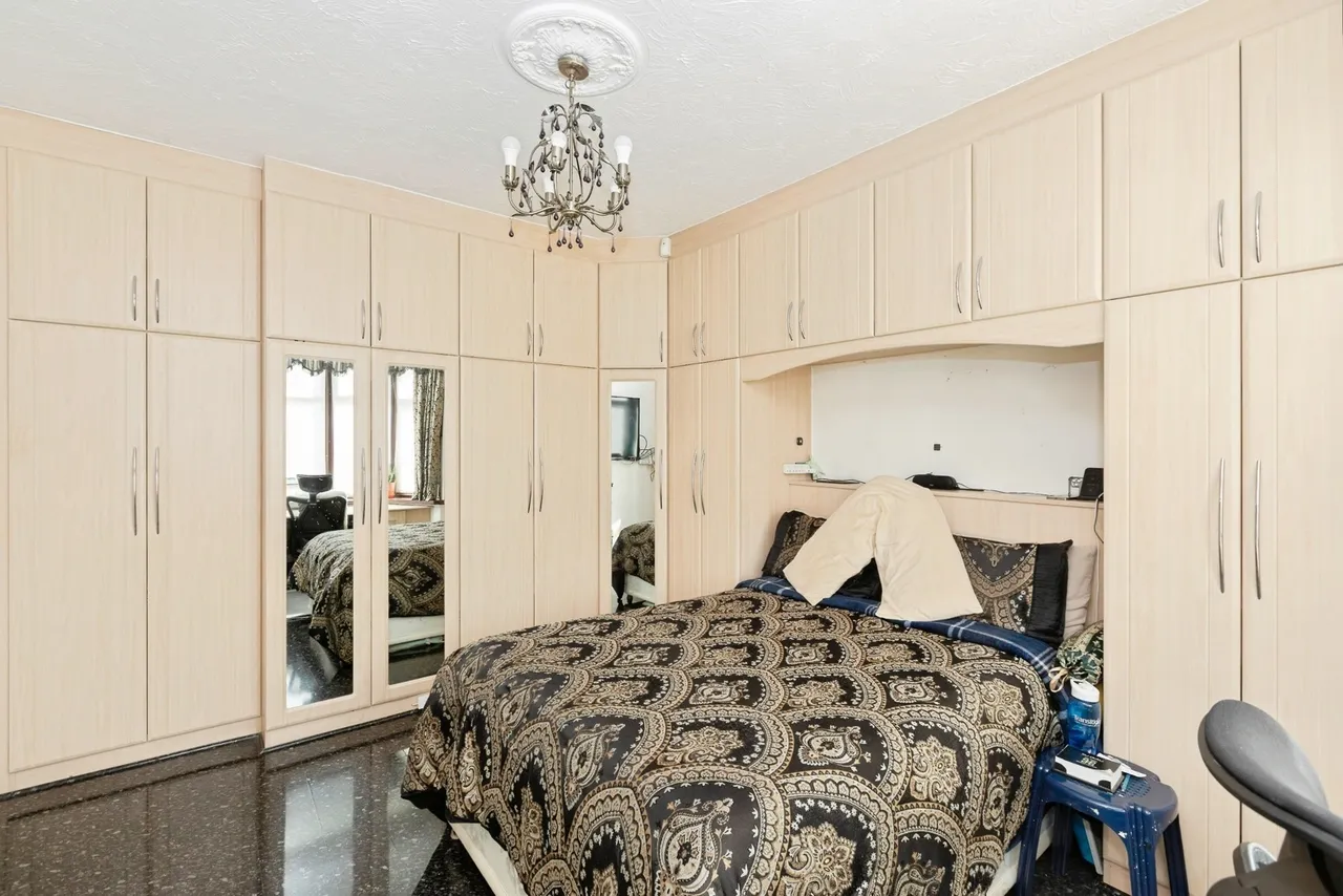 Hamilton Avenue, Ilford, IG6, photo 21