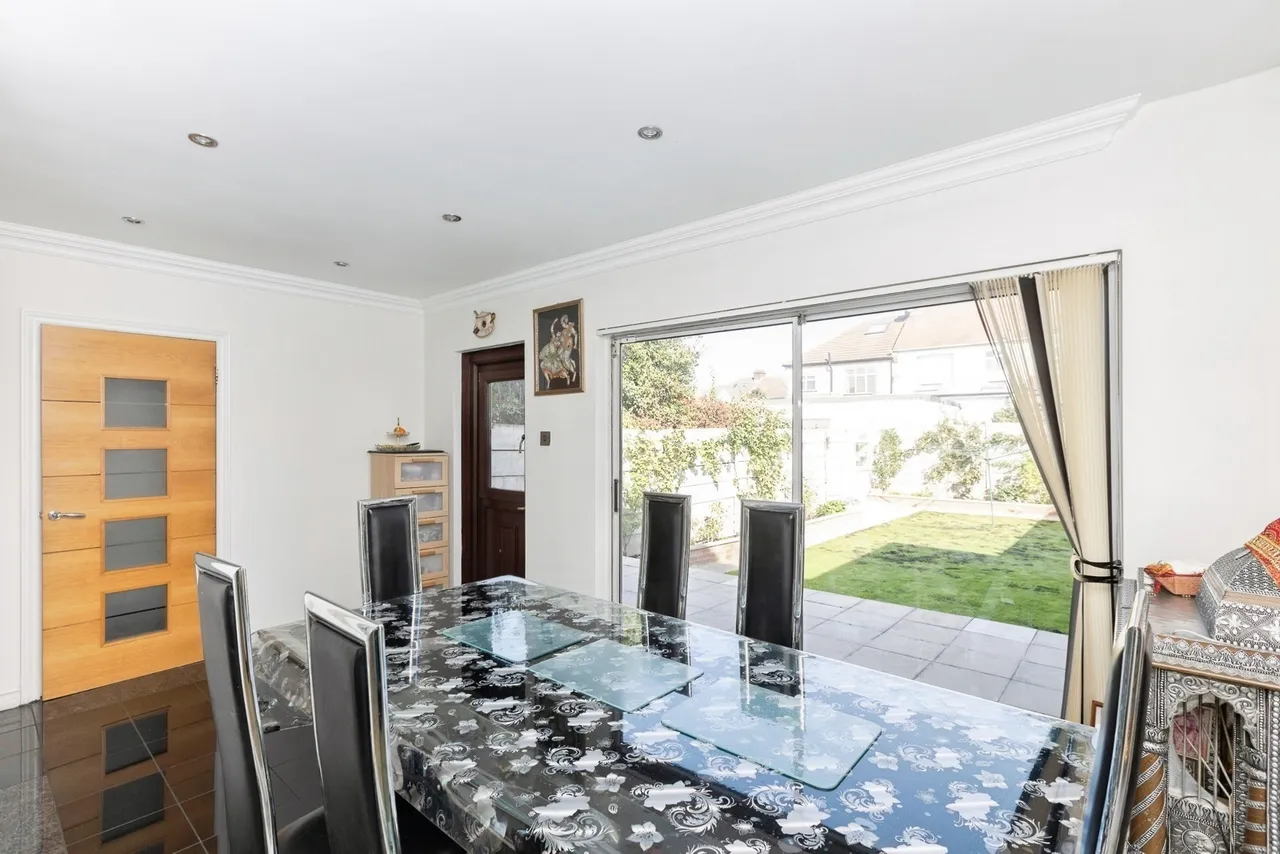 Hamilton Avenue, Ilford, IG6, photo 11