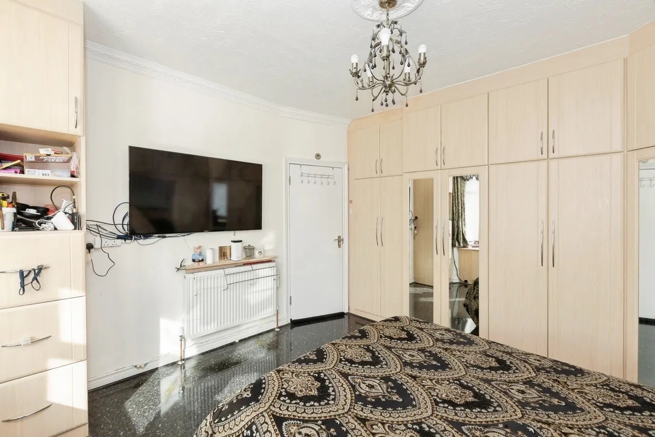 Hamilton Avenue, Ilford, IG6, photo 19