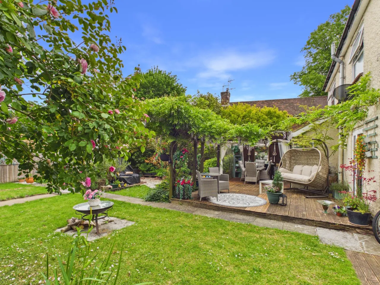 Chalkshire Road, Butlers Cross, photo 39
