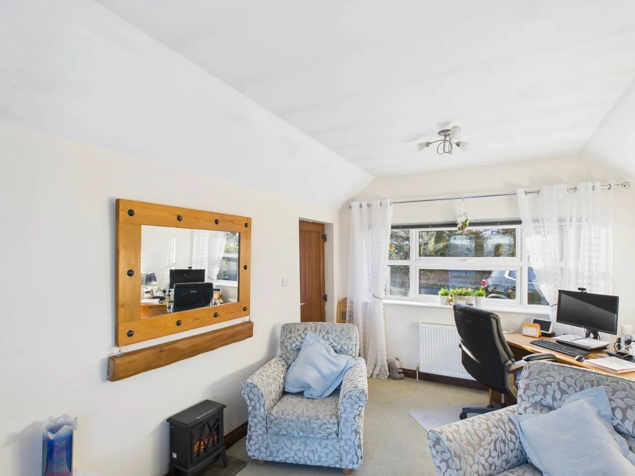Chalkshire Road, Butlers Cross, photo 35