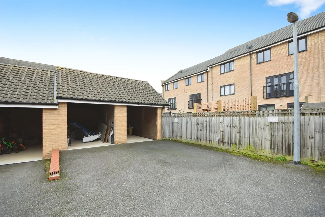 Fleming Way, Withersfield, CB9, photo 16