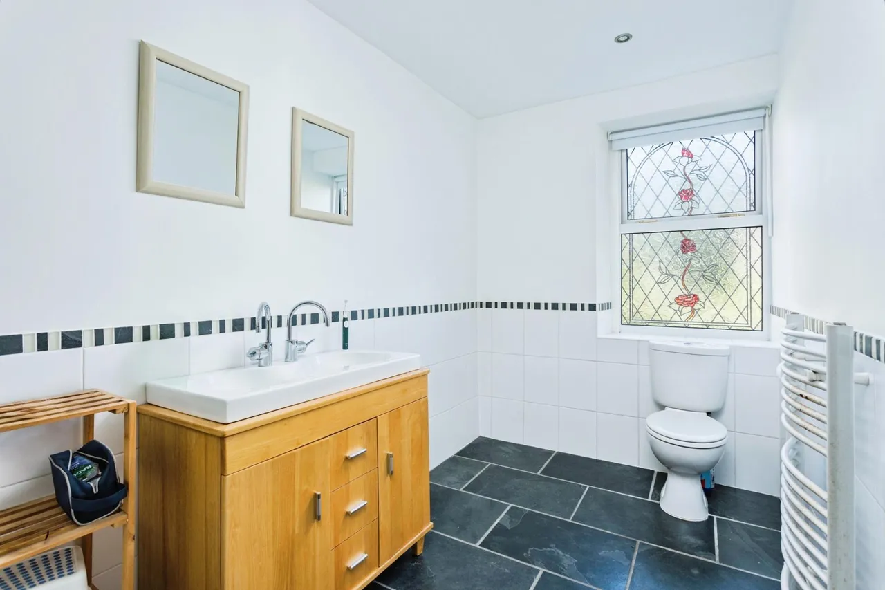 Springfield Place, Guiseley, Leeds, LS20, photo 12