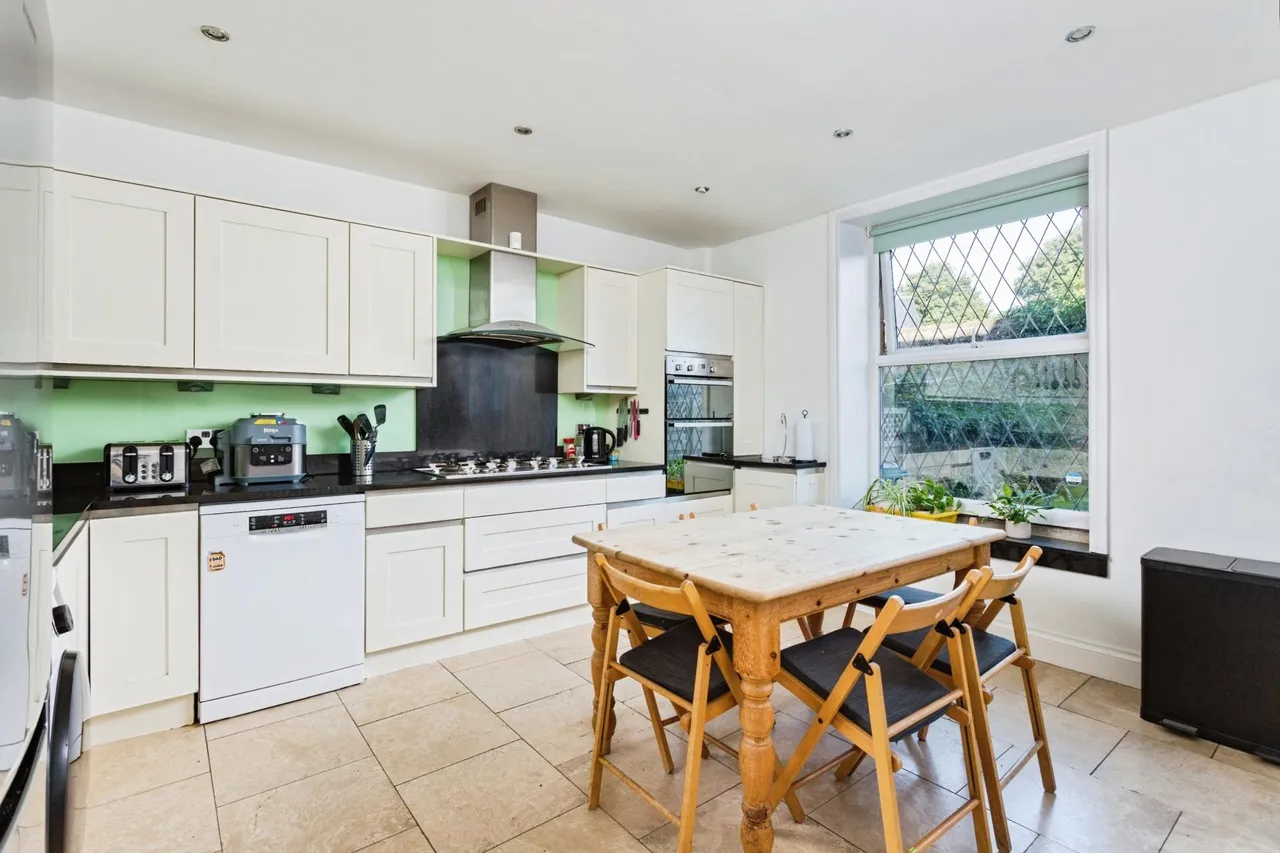 Springfield Place, Guiseley, Leeds, LS20, photo 3