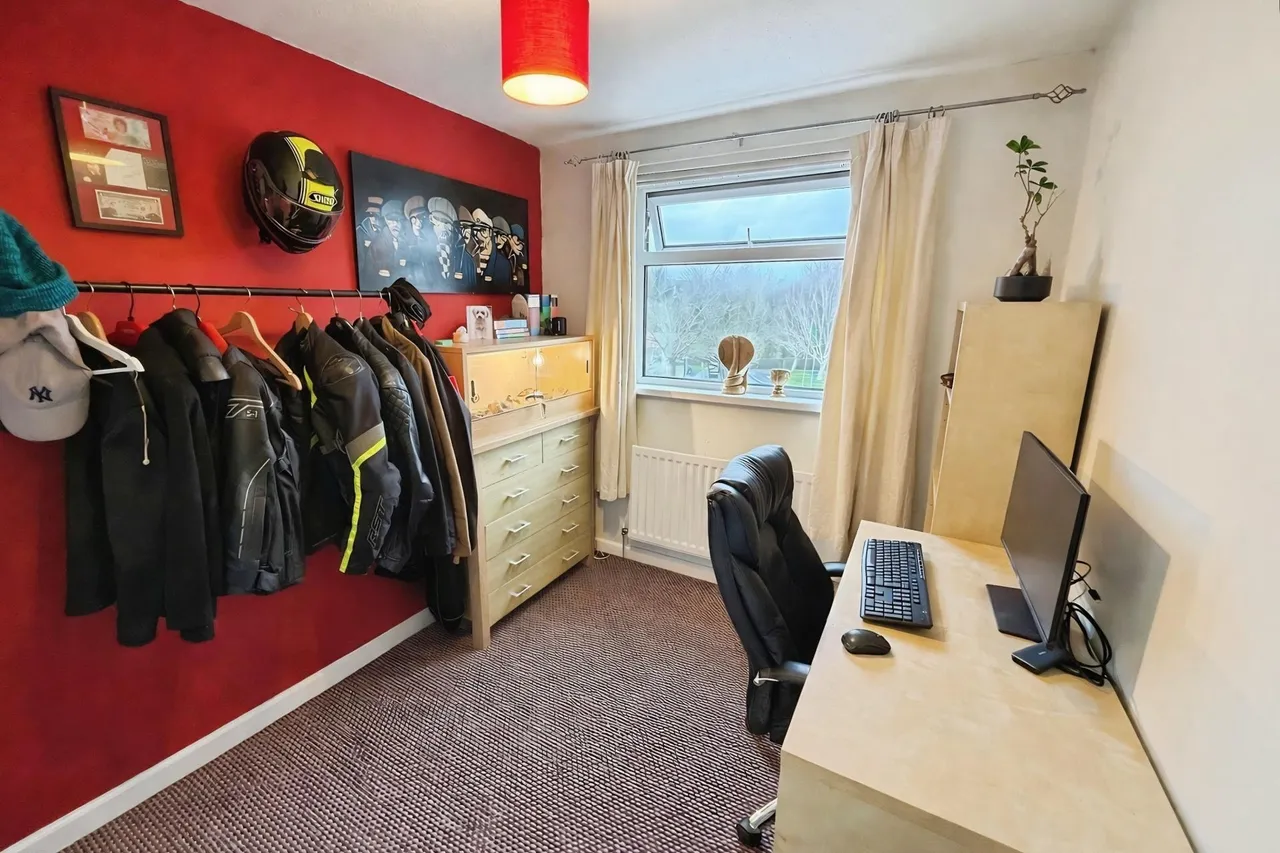 Ashmount Gardens, Lisburn, BT27, photo 11