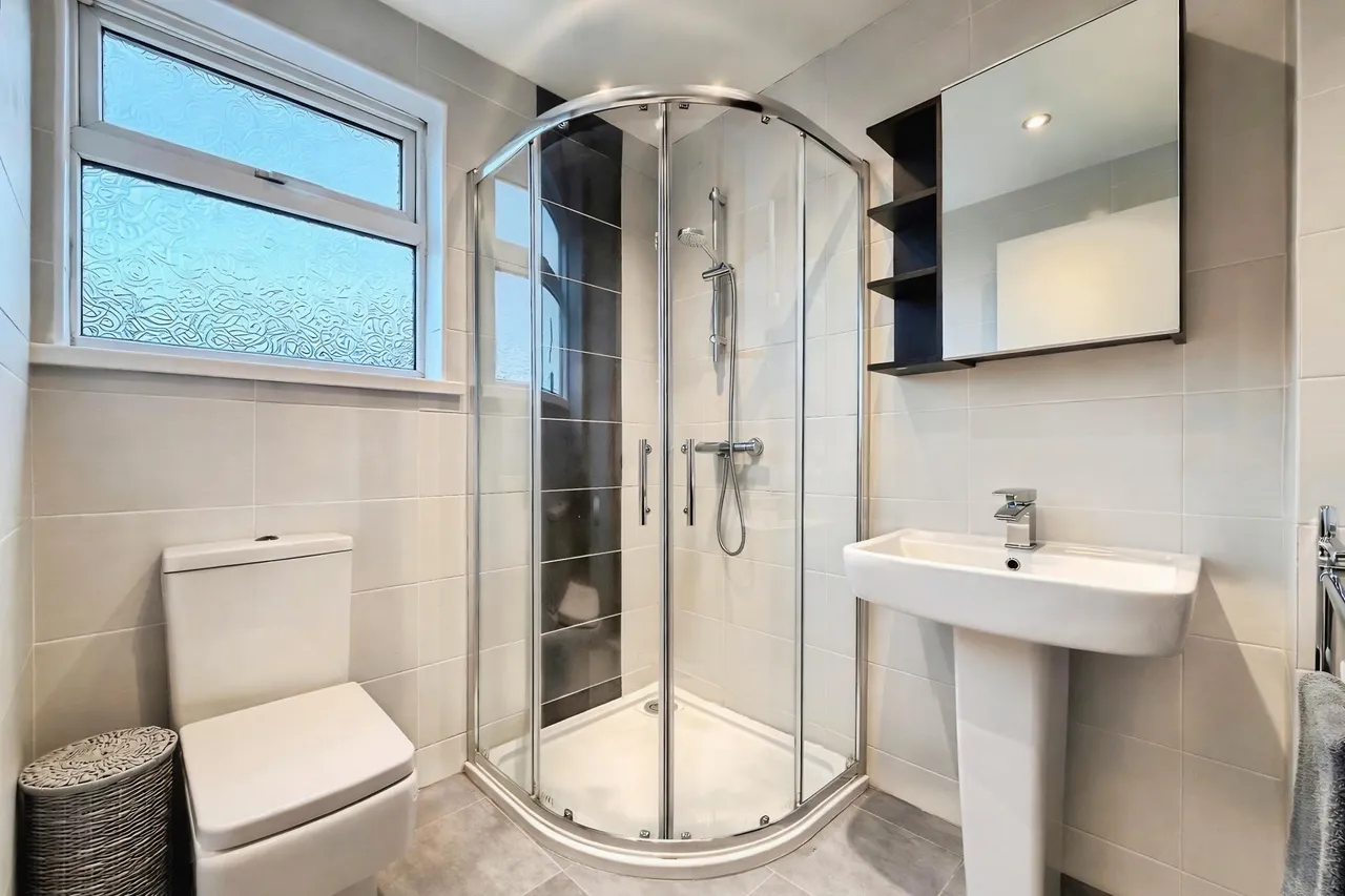 Ashmount Gardens, Lisburn, BT27, photo 12