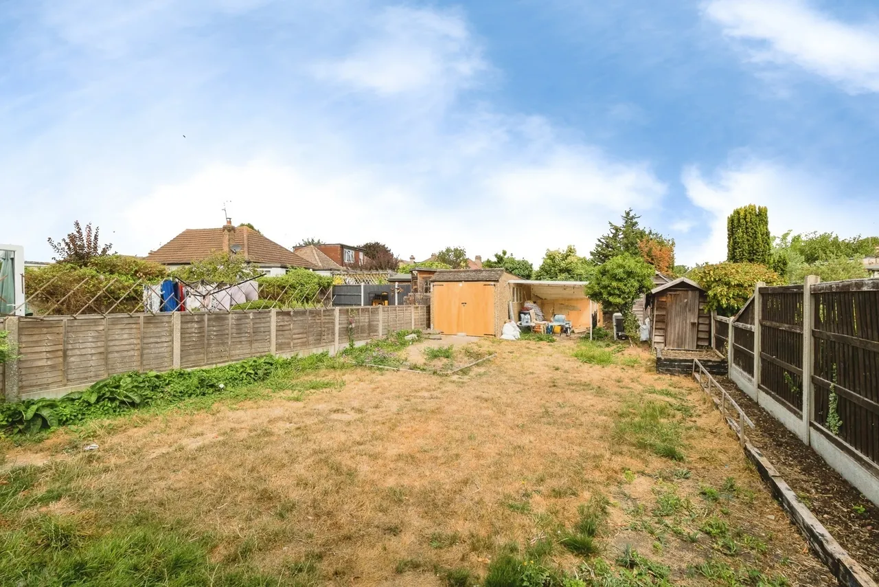Suttons Avenue, Hornchurch, Essex, RM12, photo 30