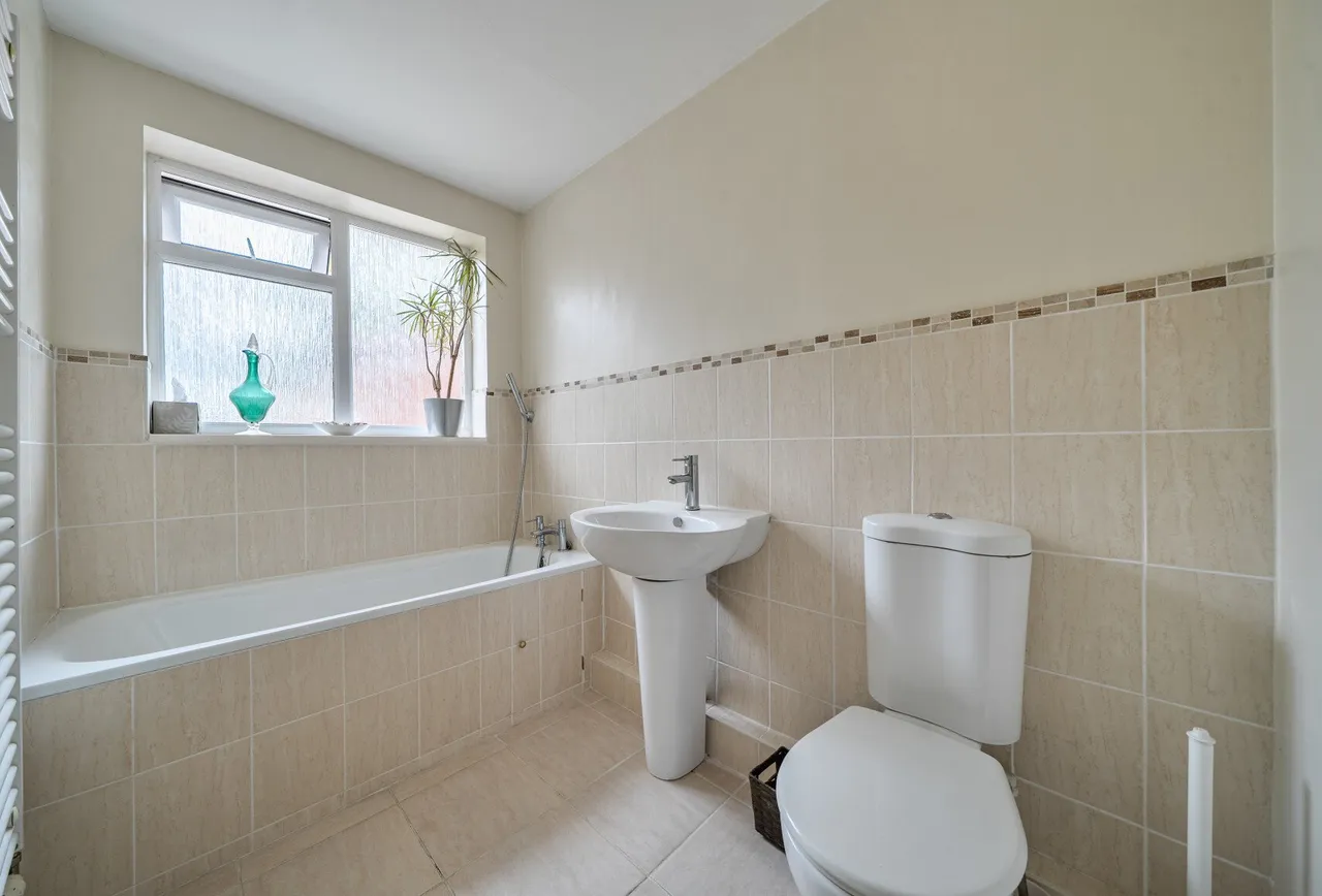Ridgemount Close, Brockworth, GL3 4EJ, photo 8