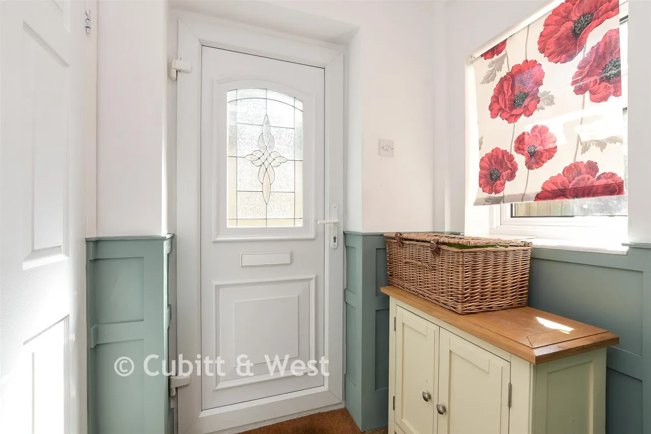 Smith Road, Reigate, RH2, photo 15