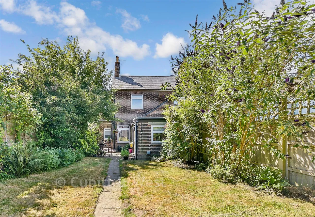 Smith Road, Reigate, RH2, photo 2