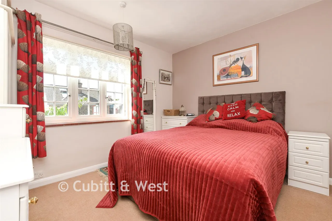 Smith Road, Reigate, RH2, photo 6