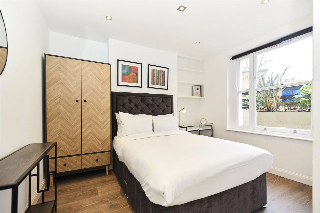 Southwark Park Road, London, SE16, photo 5
