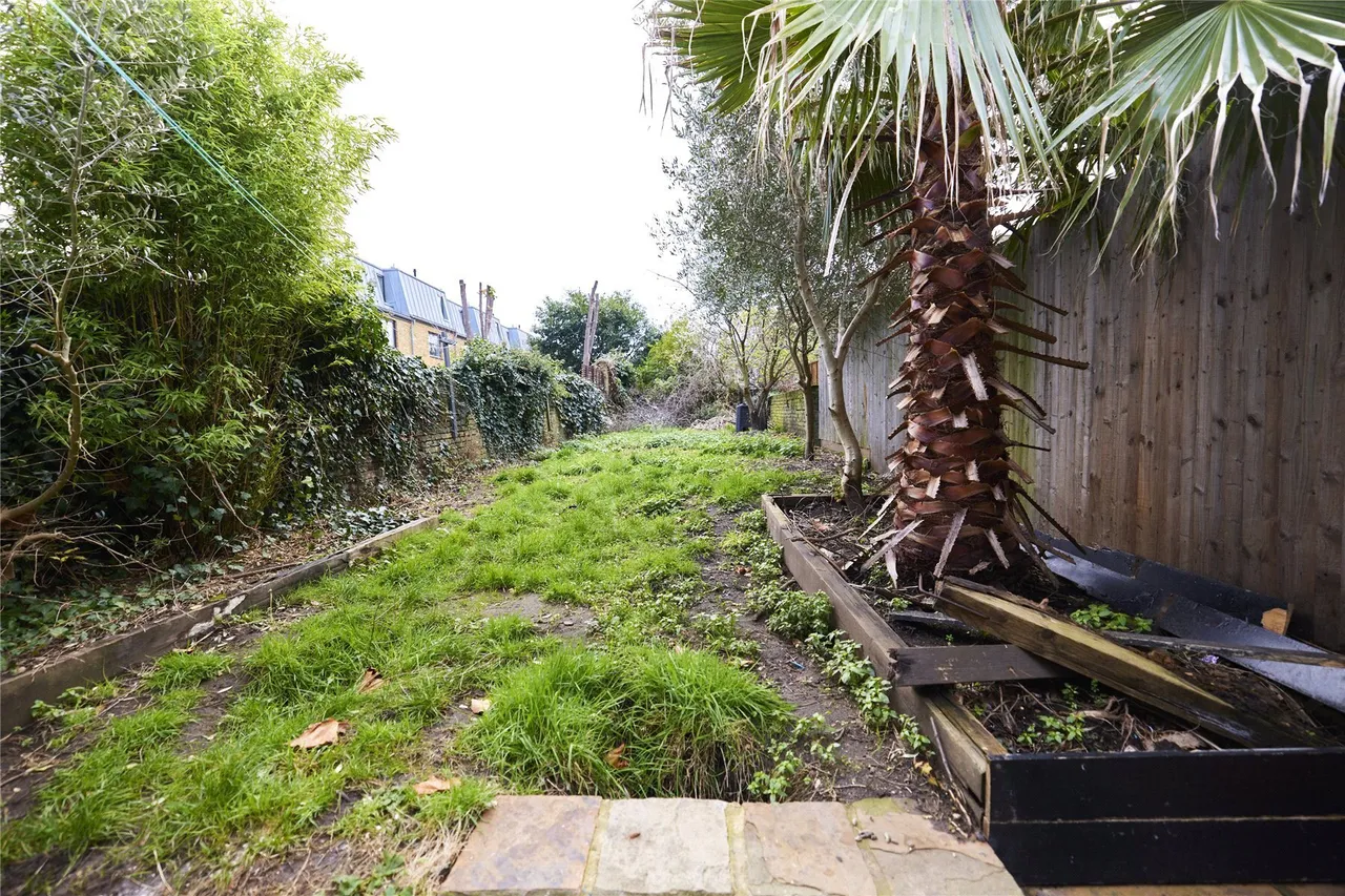 Southwark Park Road, London, SE16, photo 9