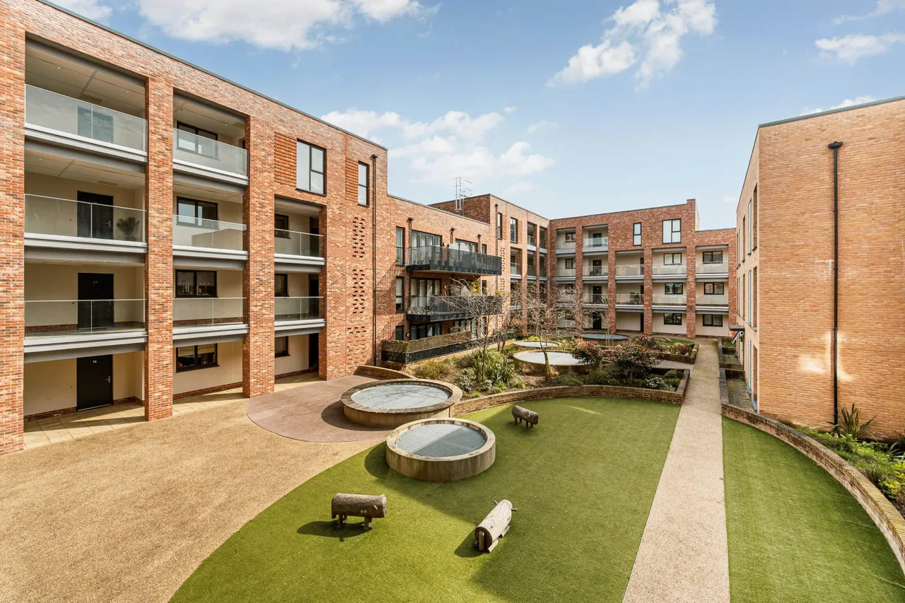Myers Court, Reynard Way, TW8 9GD, photo 11
