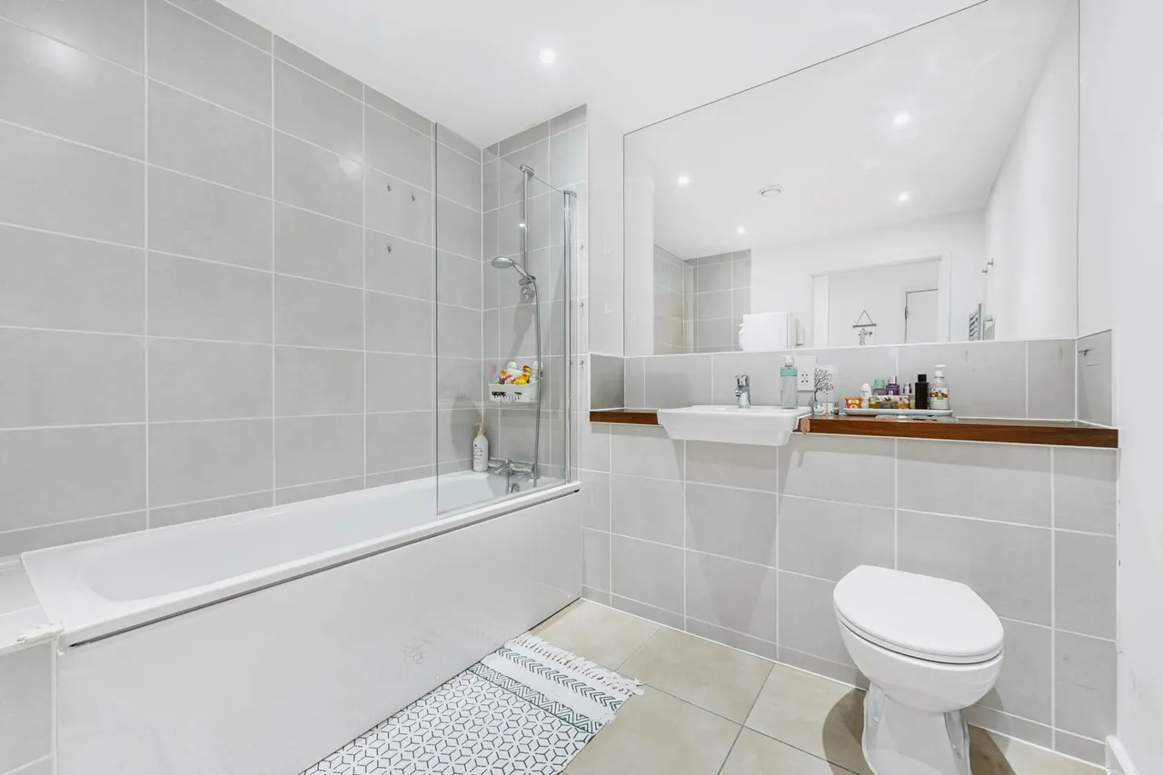 Myers Court, Reynard Way, TW8 9GD, photo 8