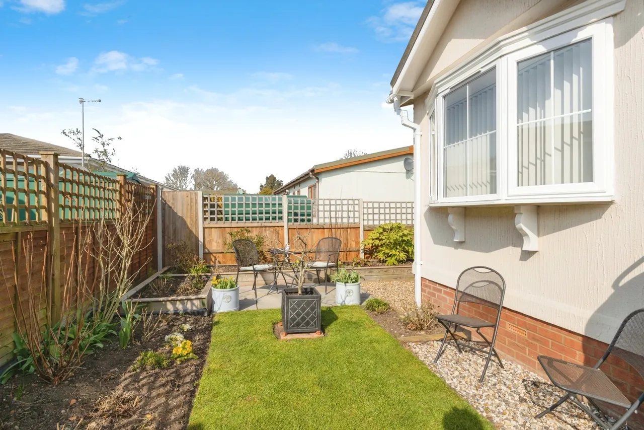 Appletree Close, Attleborough, Norfolk, NR17, photo 14