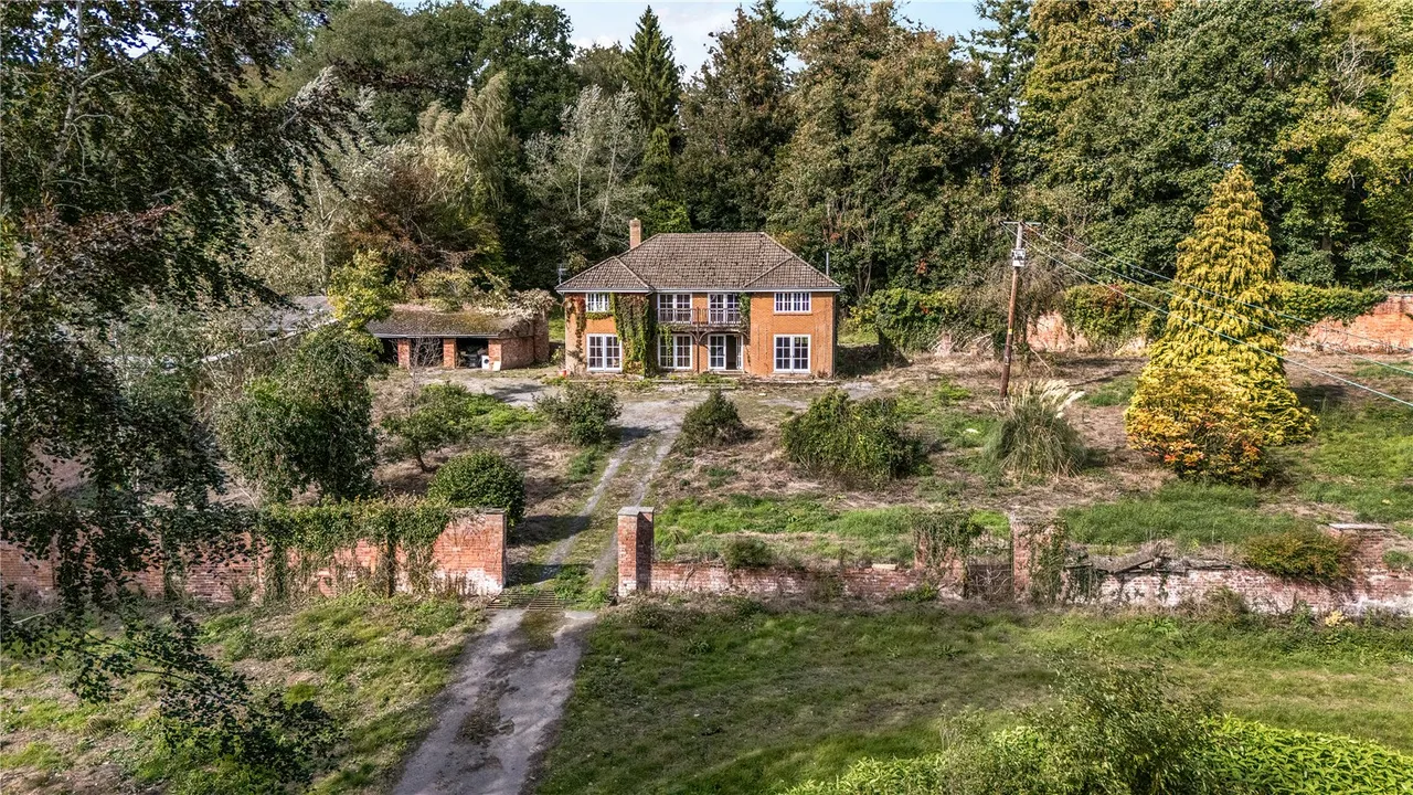 5 bed house for sale — Knighton Road, Presteigne, Powys, LD8 2ET