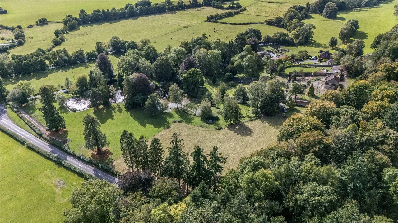 Knighton Road, Presteigne, Powys, LD8 2ET, photo 31