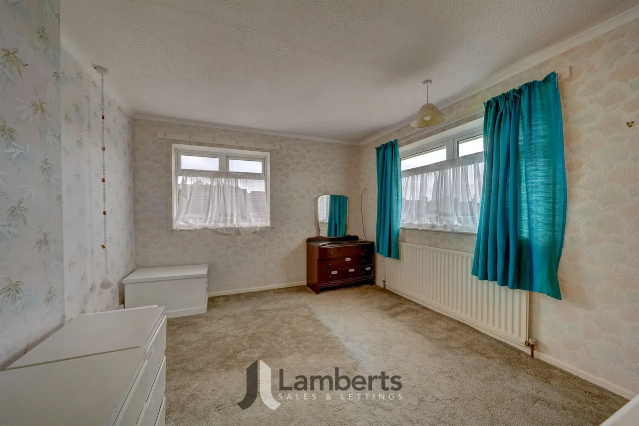 21 Milton Close, Redditch, photo 10