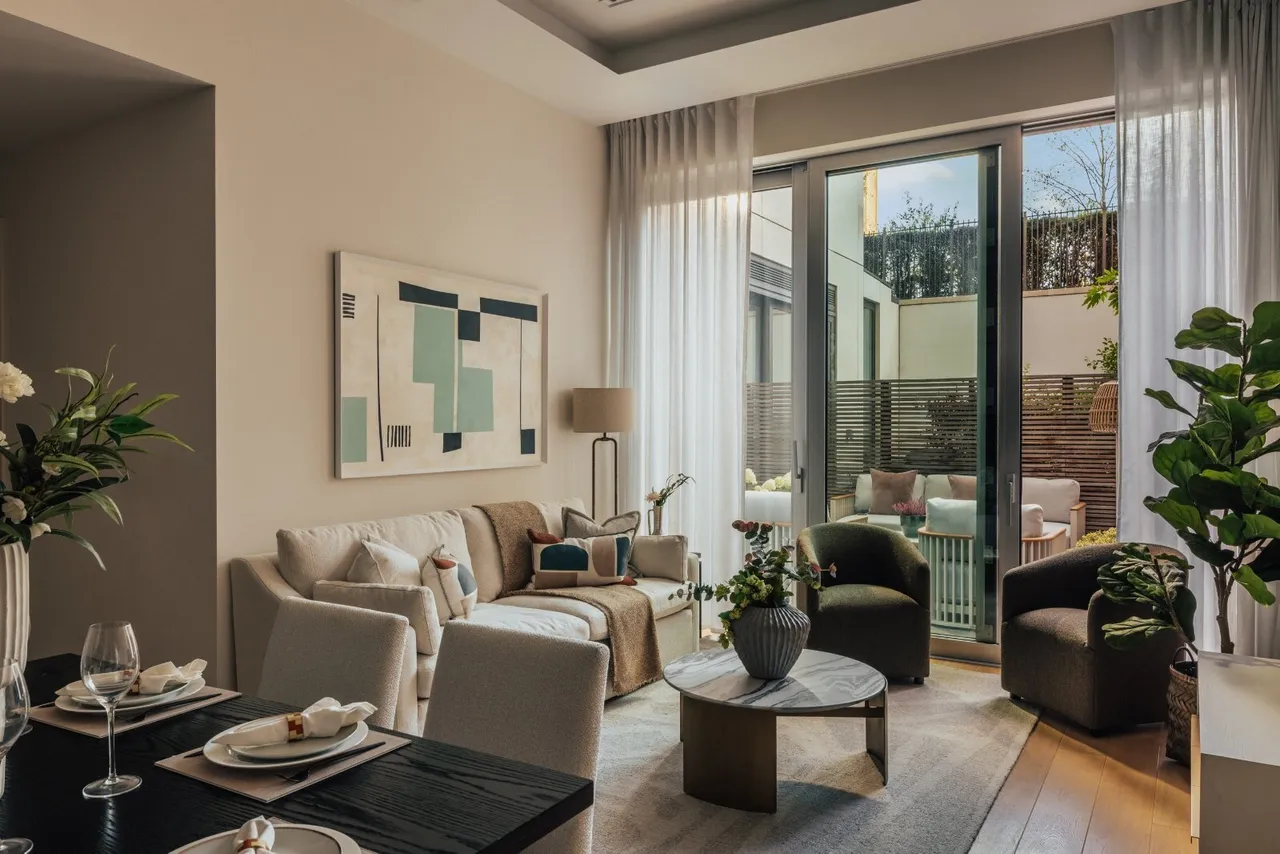 2 bed house for sale, London Square, London, SW6