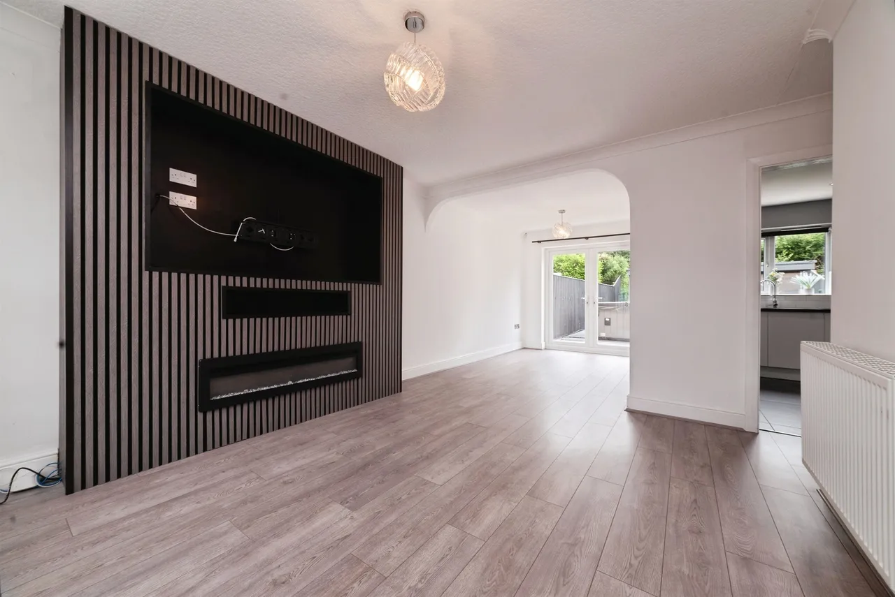 Broadwaters, Kingswood, Hull, photo 2