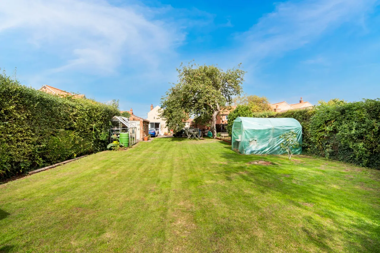 Main Street, Laneham, DN22, photo 9